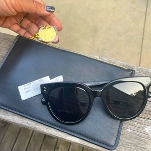 Sale! Stella McCartney glasses with leather pouch